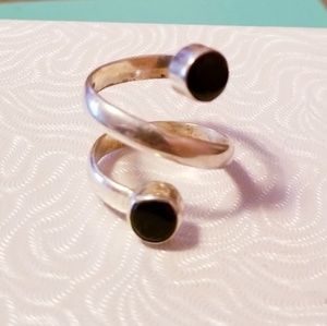 Signed Sterling Silver Black Onyx Spiral Ring